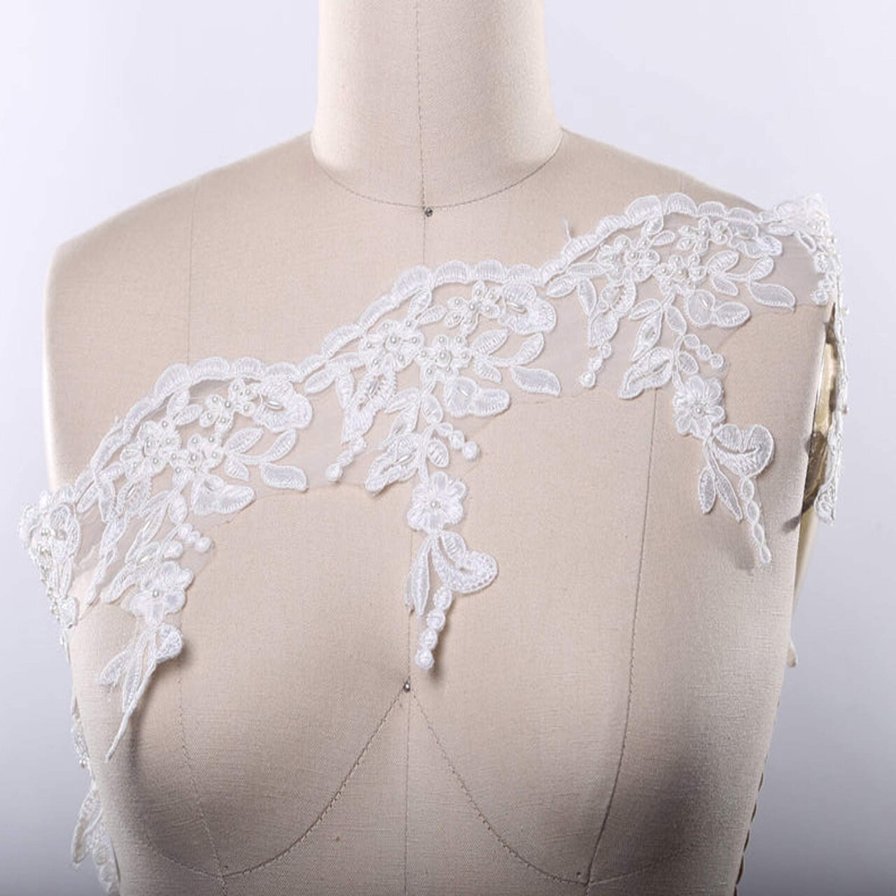 1 Yard 5" Ivory Beaded Bridal Veil Lace Trim with Dangling Leaf Motif for Wedding Veils